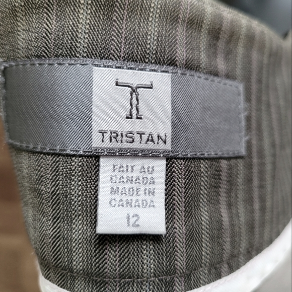 Knee Length Plaid Pencil Skirt - Officewear - Picture 5 of 5